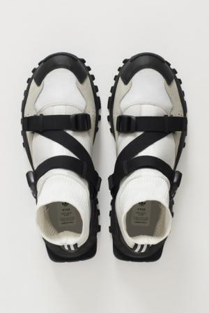 adidas Originals by HYKE、ラストシーズンとなる2016秋冬コレクションを一挙公開。国内4店舗で先行発売も