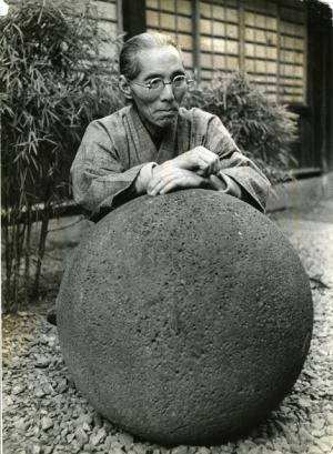 中国や朝鮮古陶磁から日用の工芸品まで。没後50年の河井寛次郎にフォーカスした展覧会が開催