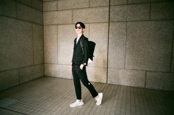 アディダスと三越伊勢丹がスーツを共同開発。従来の概念を覆す“ジャージ”の“テーラード”