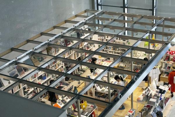 2年振りの開館、東京都写真美術館が大規模リニューアル。記念展「杉本博司 ロスト・ヒューマン」開催中【Report】