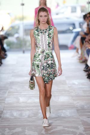 【生中継】トリーバーチの17SSコレクション、13日22時より