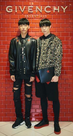 ジバンシィが新宿伊勢丹のウィンドウ15面をジャック！デジタルで表現された愛らしい鹿とオートクチュールドレス