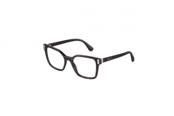 プラダがヴァネッサ・ムーディを起用した「プラダ モッズ」のスペシャルムービーを公開