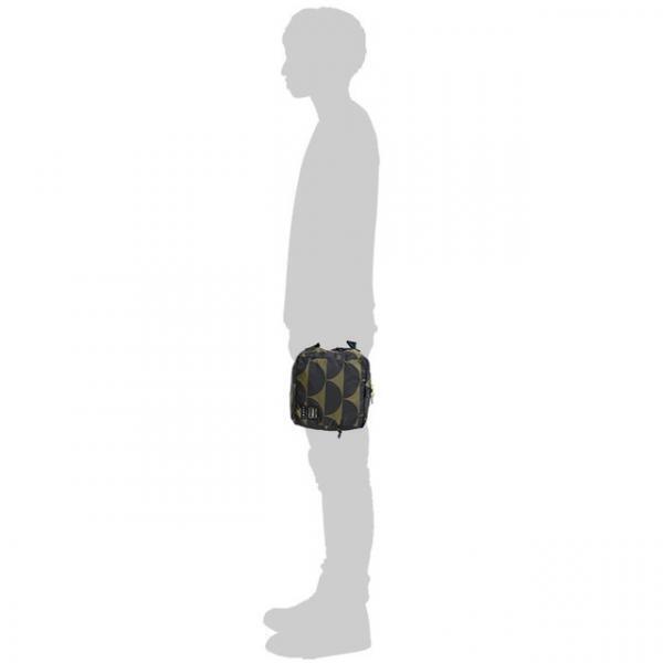 マルニ×ポーターのコラボ第3弾より、秋冬コーデを軽やかに楽しめる新色“オリーブ”が登場