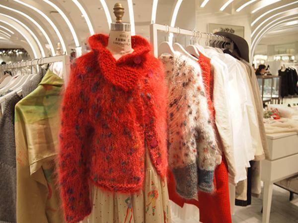 新宿伊勢丹リ・スタイルが90年代にタイムスリップ！ポケベルやたまごっち、デザイナーズバーまで盛りだくさんのイベント開催