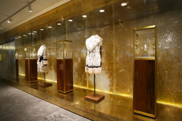 フェンディ タイムピーシズから、ミステリアスな神話から未来までの旅を表現した新作ウォッチが登場