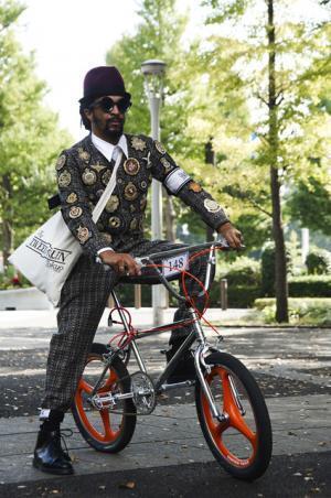 ドレスコードは“ツイード”、ロンドン発の自転車イベント「ツイードラン 東京」開催、12月は繊維産地・尾州