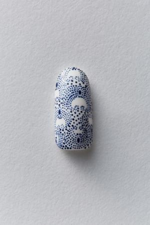 ネイルアーティストHana4が江戸小紋と出会う。伝統をつなげるという情熱をチップに込めて【Hana4×江戸小紋】