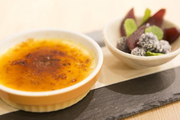 三越伊勢丹が南青山に1000冊の本に囲まれた会員制サロンを新規オープン。限定セミナーやワークショップも開催