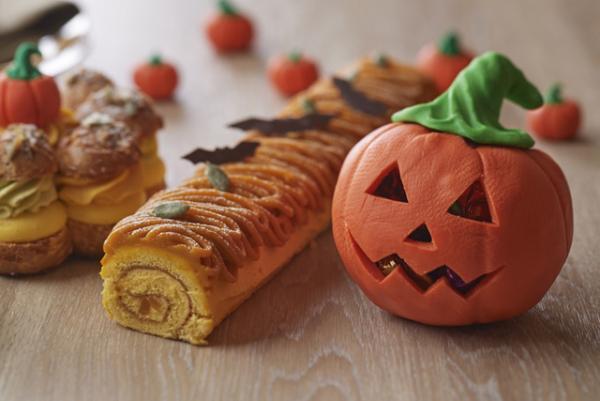 注射器を使った奇妙な色のカクテルや、大きなカボチャのごま風船が登場！グランド ハイアット 東京のハロウィン