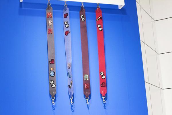 コンピュータは夢を見る？アニヤ・ハインドマーチの“ピクセルと色”に染まる6日間限りのポップアップ