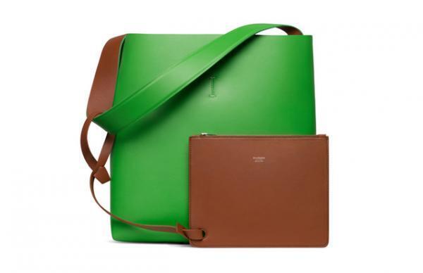 アクネ ストゥディオズ、“着物の帯揚げ”からインスパイアされた新作バッグ「Musubi bag」を発表