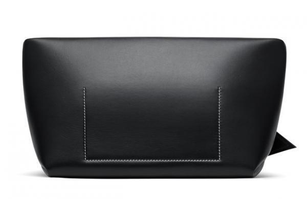 アクネ ストゥディオズ、“着物の帯揚げ”からインスパイアされた新作バッグ「Musubi bag」を発表