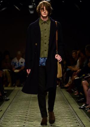バーバリーが16年セプテンバー・コレクションを発表！ショー終了直後の販売もスタート