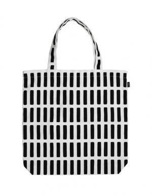 ミナ ペルホネンの生地を纏う、フィンランド発アルテックの「ドムスチェア」が70脚限定で登場