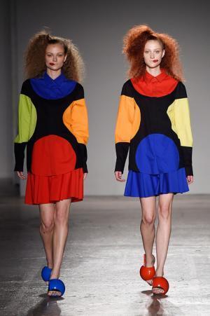 アツシナカシマがミックスカルチャーで示した存在感。音楽は堂本剛【17SSウィメンズ】