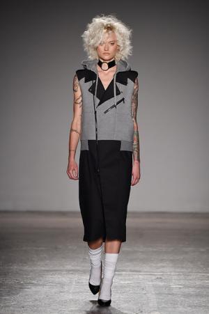 アツシナカシマがミックスカルチャーで示した存在感。音楽は堂本剛【17SSウィメンズ】