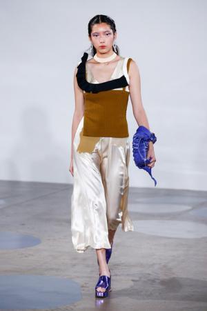 【ルック】トーガ17SSウィメンズコレクション