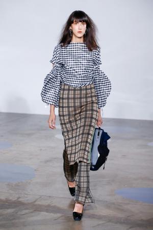 【ルック】トーガ17SSウィメンズコレクション