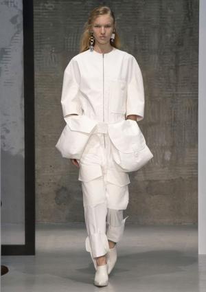 【ルック】マルニ17SSウィメンズコレクション