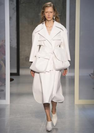 【ルック】マルニ17SSウィメンズコレクション