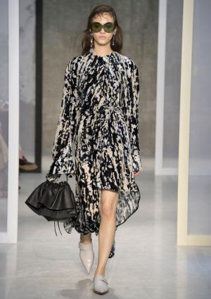 【ルック】マルニ17SSウィメンズコレクション