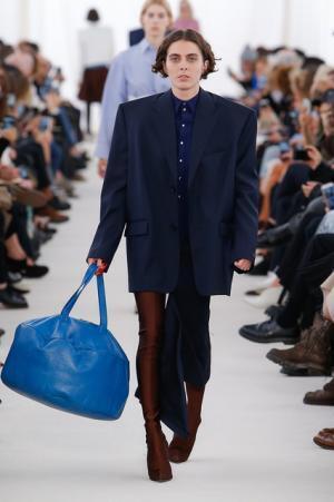 【ルック】バレンシアガ17SSウィメンズコレクション