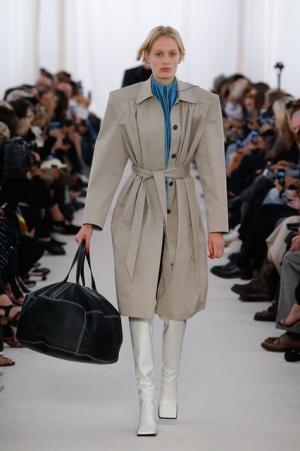 【ルック】バレンシアガ17SSウィメンズコレクション