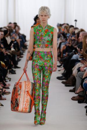 【ルック】バレンシアガ17SSウィメンズコレクション