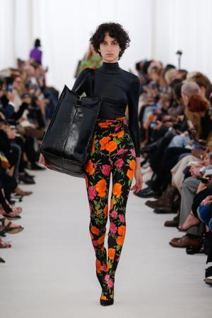 【ルック】バレンシアガ17SSウィメンズコレクション