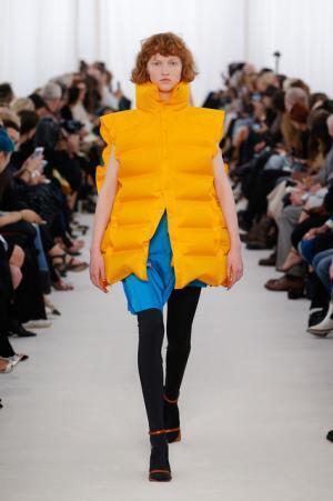 【ルック】バレンシアガ17SSウィメンズコレクション