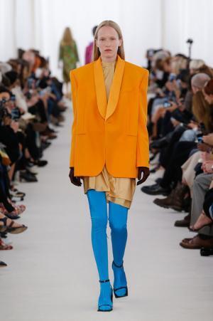 【ルック】バレンシアガ17SSウィメンズコレクション