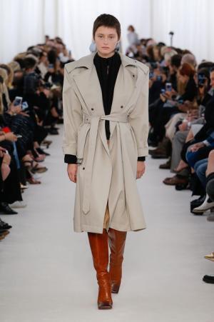 【ルック】バレンシアガ17SSウィメンズコレクション