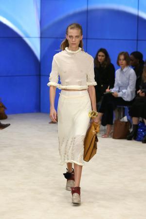 【ルック】ロエベ17SSウィメンズコレクション