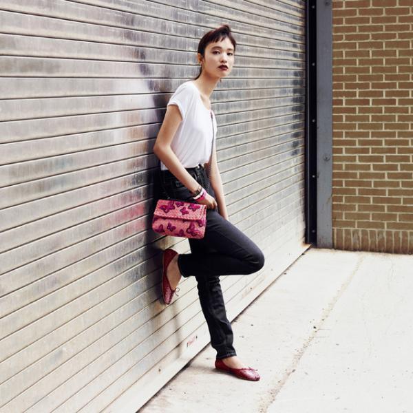 ボッテガ・ヴェネタ創業50周年、日本初の限定カプセルコレクション登場。新宿伊勢丹ポップアップで先行発売