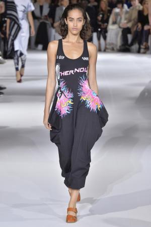 【ルック】ステラ マッカートニー17SSコレクション