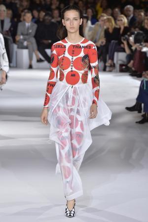 【ルック】ステラ マッカートニー17SSコレクション