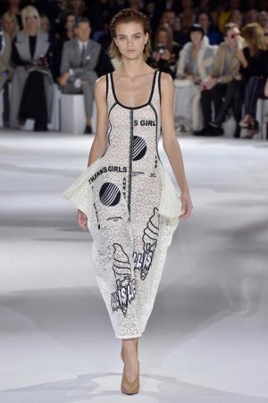 【ルック】ステラ マッカートニー17SSコレクション