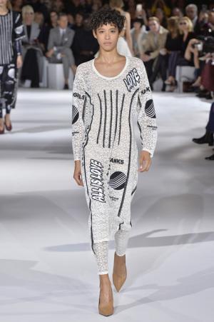 【ルック】ステラ マッカートニー17SSコレクション