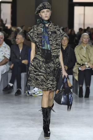 【ルック】sacai17SSウィメンズコレクション