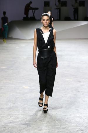 【ルック】イッセイ ミヤケ17SSコレクション