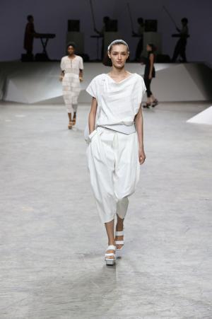 【ルック】イッセイ ミヤケ17SSコレクション