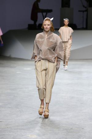 【ルック】イッセイ ミヤケ17SSコレクション