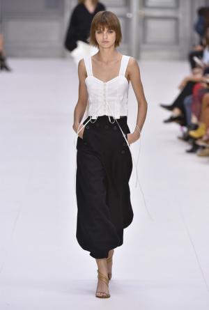 【ルック】クロエ17SSコレクション