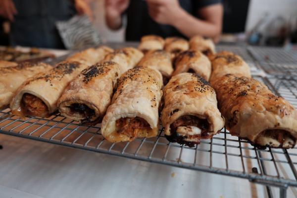 ロンドンの美味しいスイーツ事情。ビスポークケーキの生みの親リリー・ジョーンズ【Our Favorite LONDON vol.4】