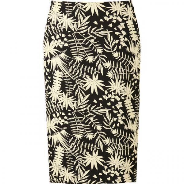 ユニクロ×カリーヌ・ロワトフェルド、2016秋冬は“働く女性”を美しく魅せるためのワードローブ