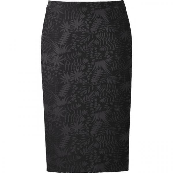 ユニクロ×カリーヌ・ロワトフェルド、2016秋冬は“働く女性”を美しく魅せるためのワードローブ