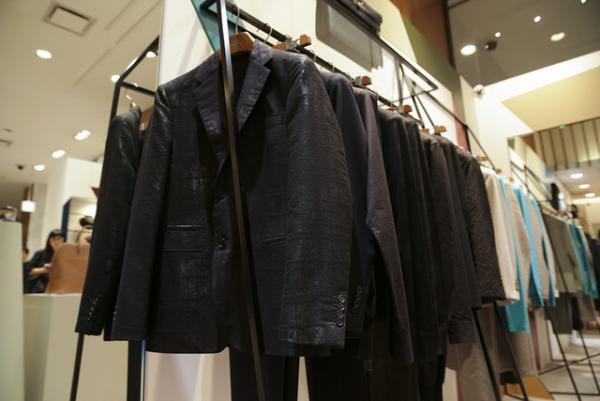 エルメスが街に飛び出す！伊勢丹メンズに“知的な都市生活者”のための期間限定ブティックをオープン