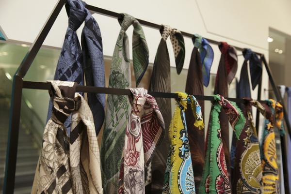 エルメスが街に飛び出す！伊勢丹メンズに“知的な都市生活者”のための期間限定ブティックをオープン