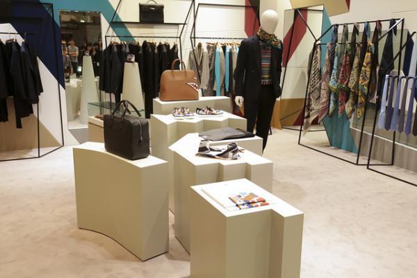 エルメスが街に飛び出す！伊勢丹メンズに“知的な都市生活者”のための期間限定ブティックをオープン